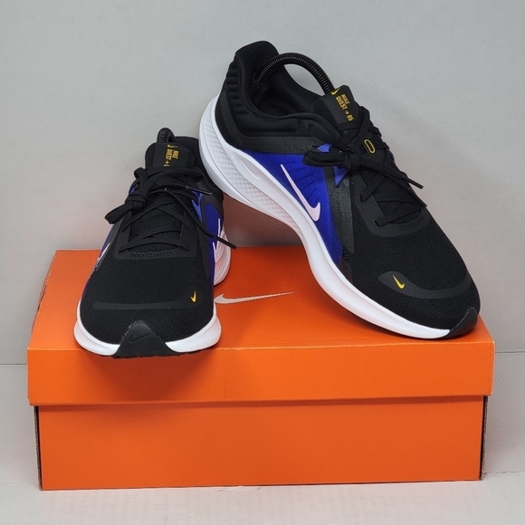 Nike Quest 5 Running Shoes Black White Blue DD9291-003 Women's Size 11 New - Picture 1 of 10